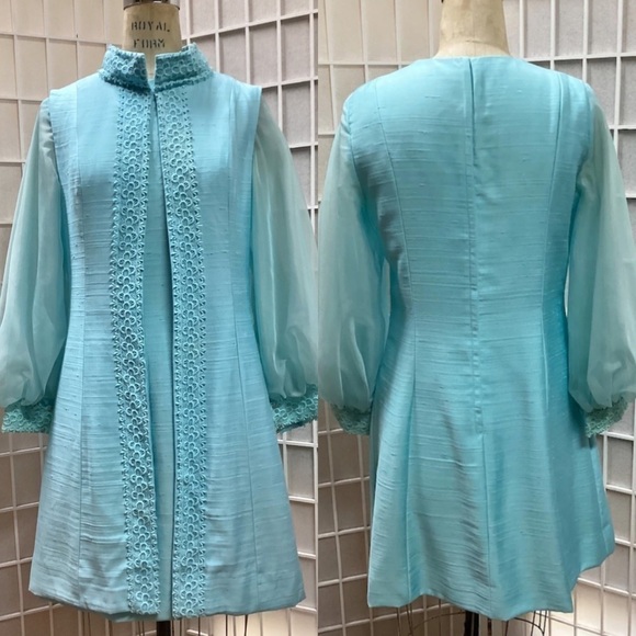 VINTAGE 1970s Shift Dress With Balloon Sleeves and Vest - Picture 2 of 12